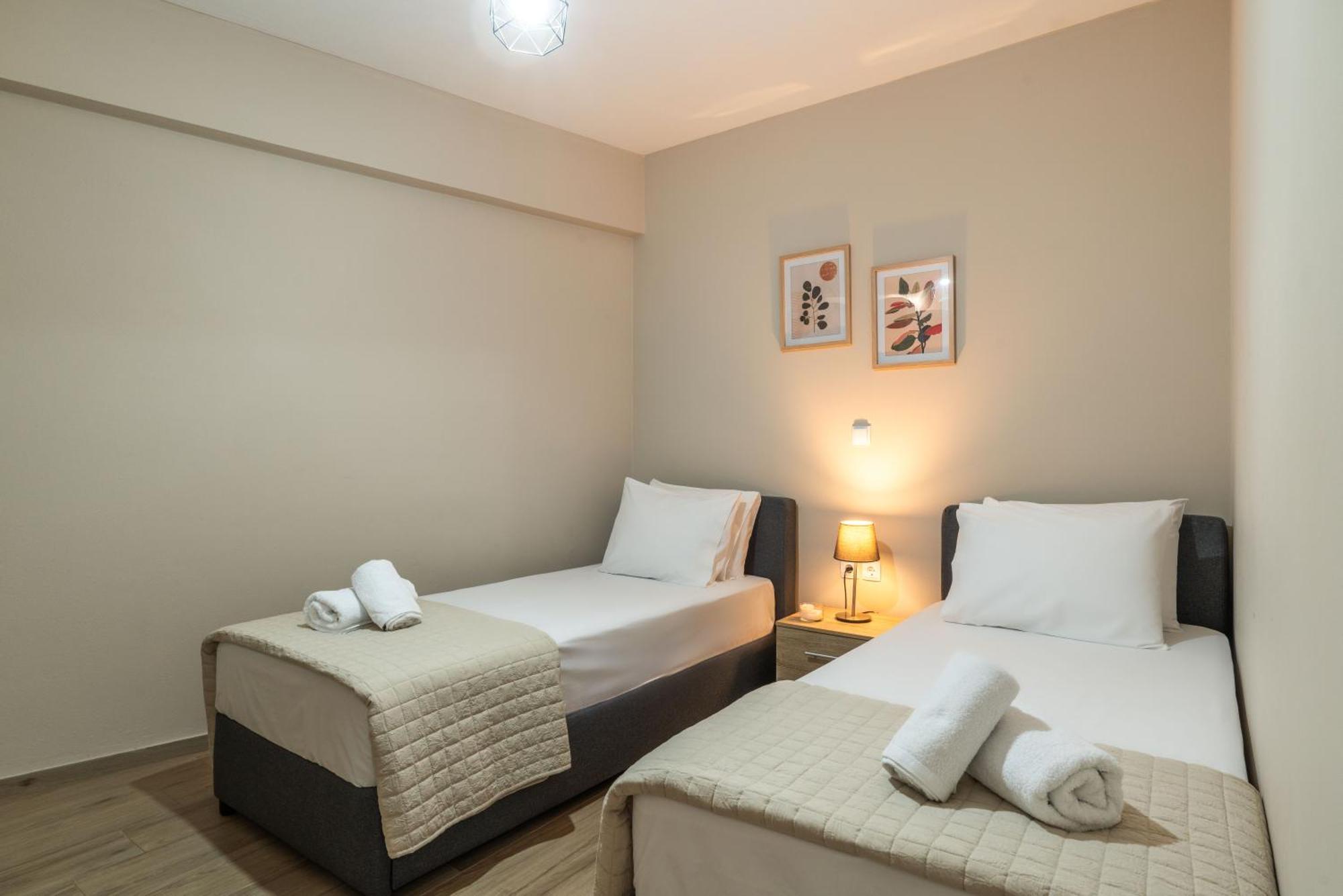 Lilium Luxury Apartment Igoumenitsa Bagian luar foto