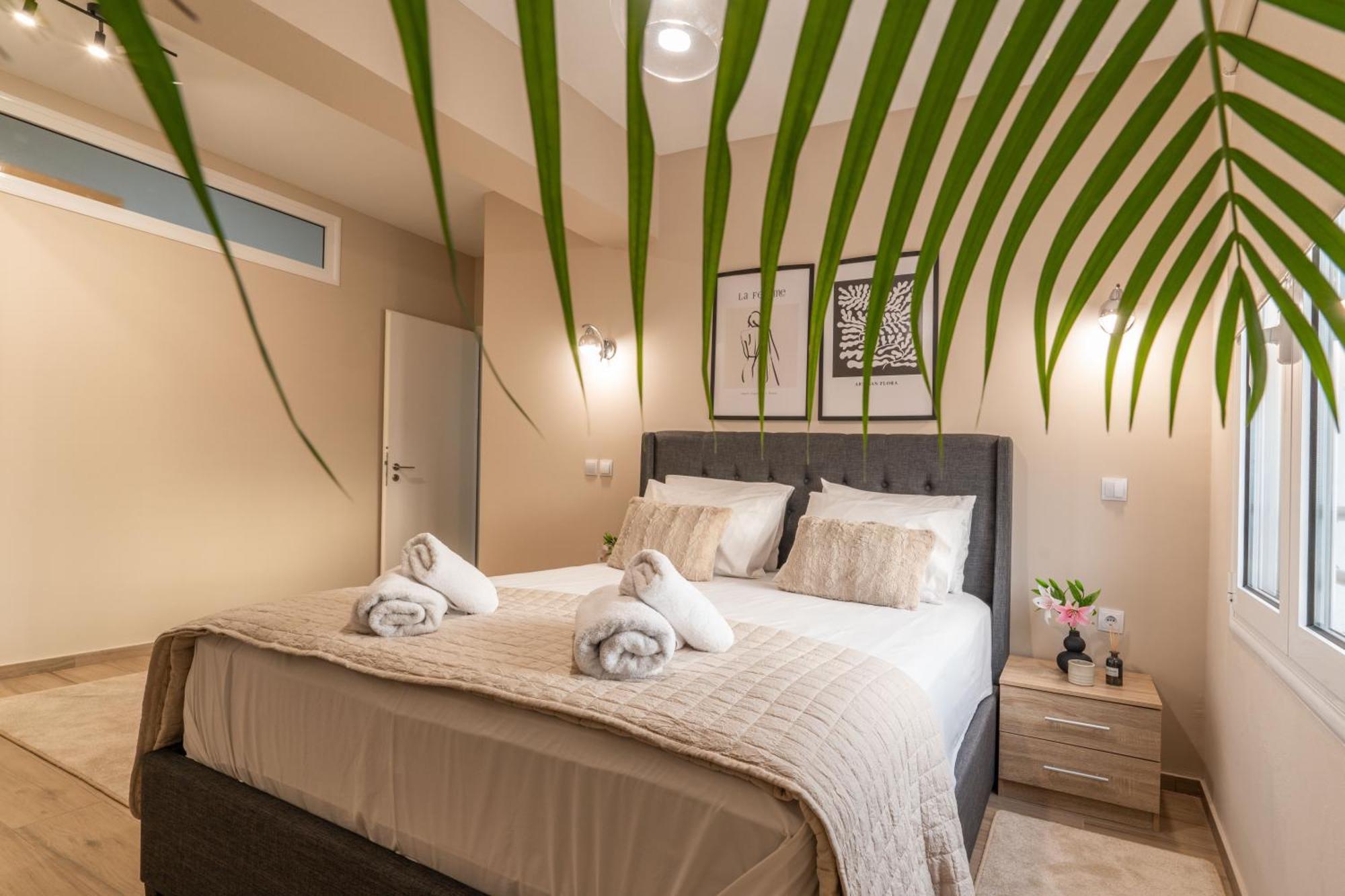 Lilium Luxury Apartment Igoumenitsa Bagian luar foto